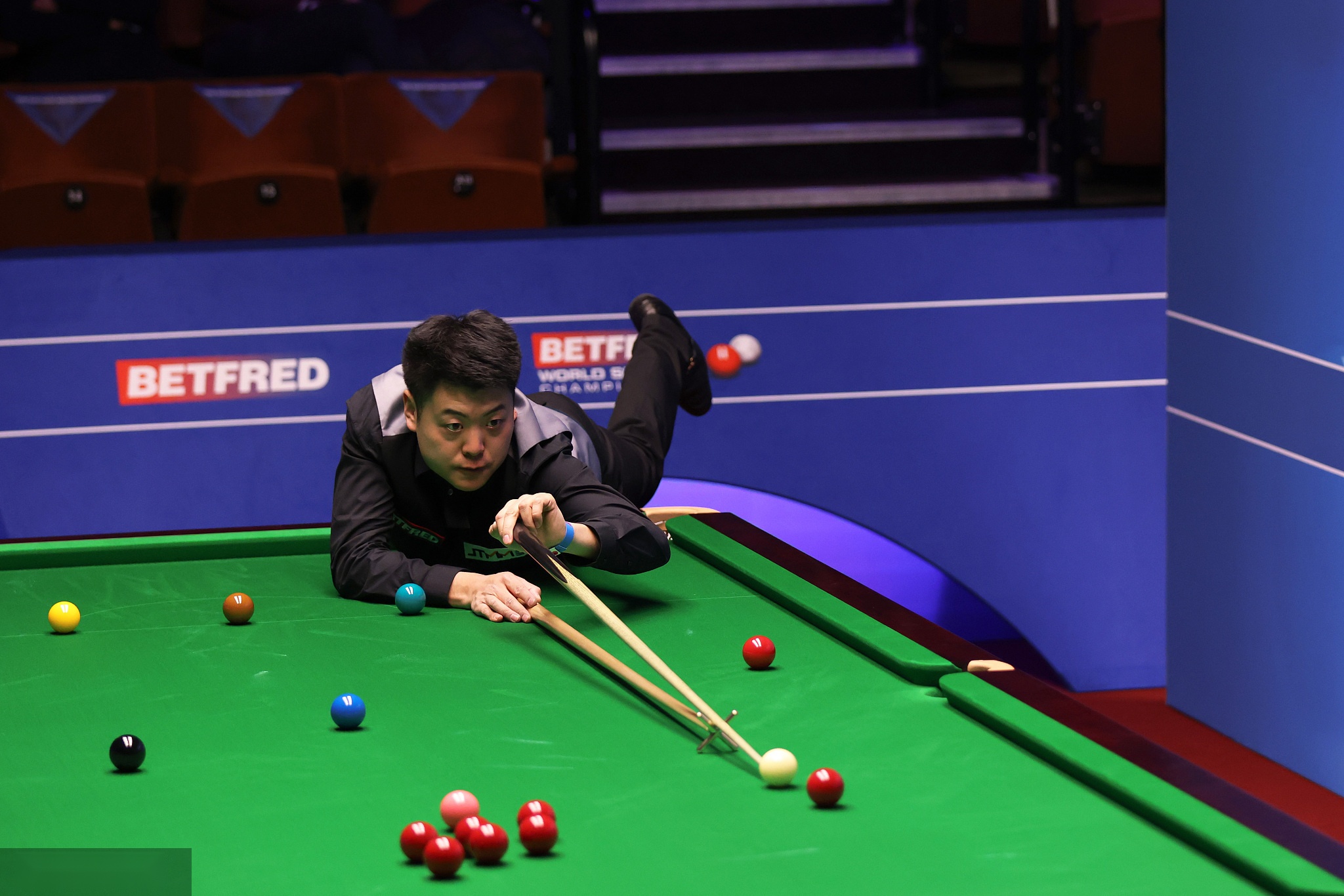 强的竞争实 强的竞争实